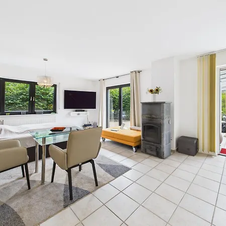 - By Living 아파트